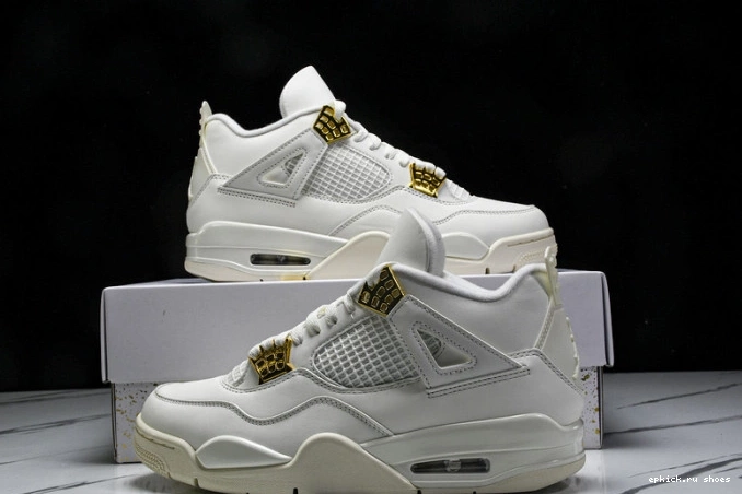 Cheap Gold AQ9129-170 Retro Metallic Jordan 4 0822